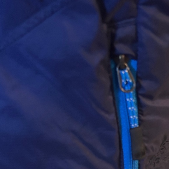 The North Face Women’s Navy and Turquoise Puffer Jacket - Picture 2 of 13